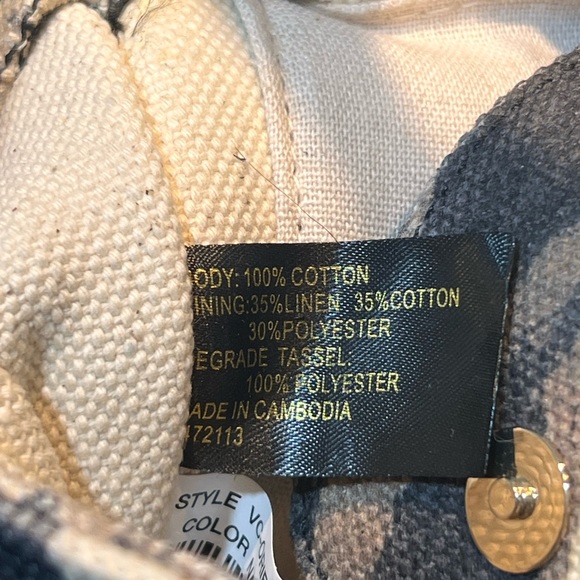 Vince Camuto Oriel Canvas Small Tote Leopard Print - Picture 13 of 16